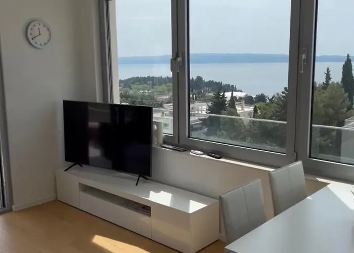 Splendid View Split